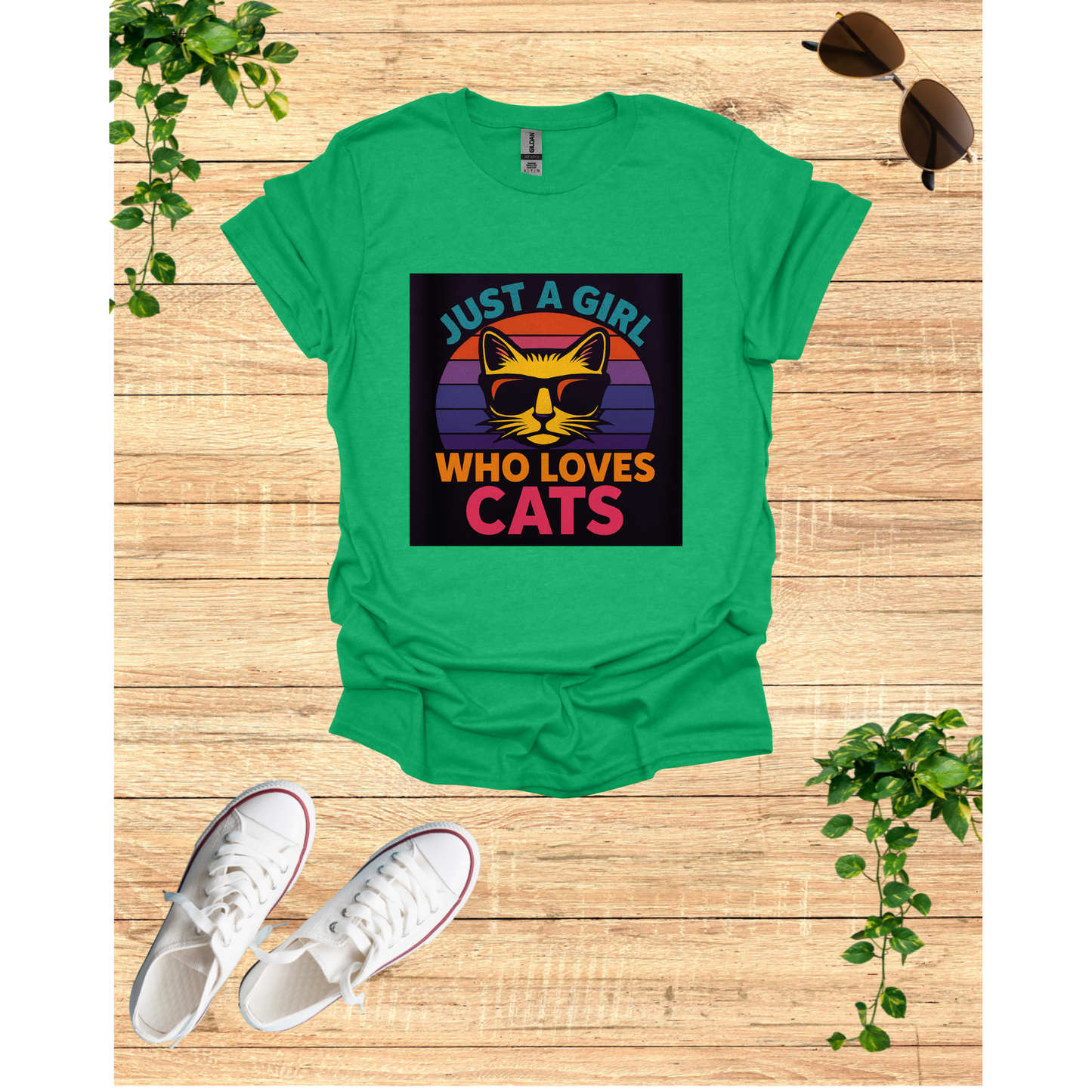 Just a Girl Who Loves Cats T-Shirt